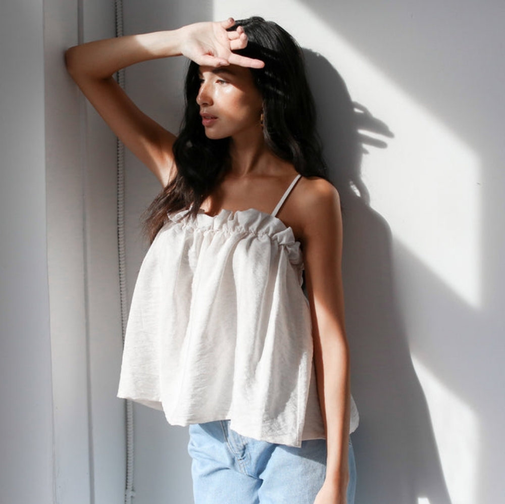 🇨🇦 ruffle tank top